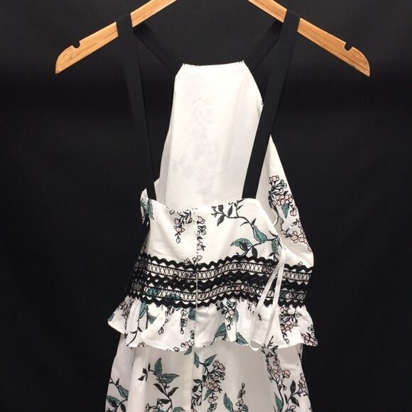 New Stylestalker
Kaylene Halter Floral Maxi Dress - Picture 4 of 5